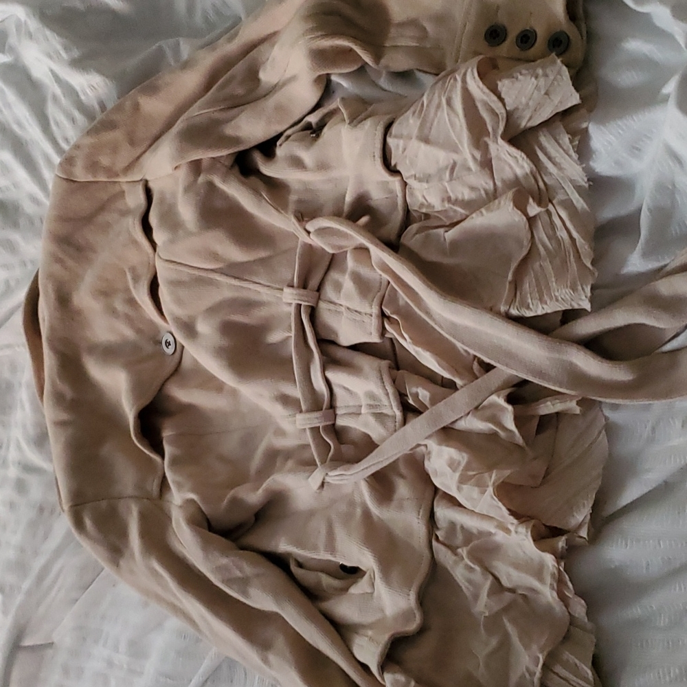 Coat - Picture 4 of 4